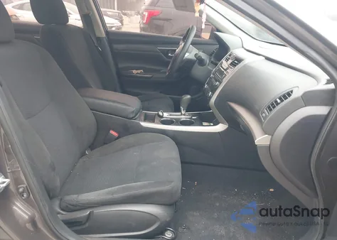 2015 Nissan Altima 2.5/2.5 S/2.5 Sl/2.5 Sv from USA, damaged, VIN 1N4AL3AP2FN911442